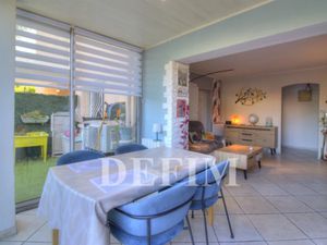 Vente appartement 4 pièces 70 m² à Six-Fours-les-Plages (83140)  475 000 €