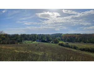 Terrain à bâtir borné non viabilisé - 9021m2