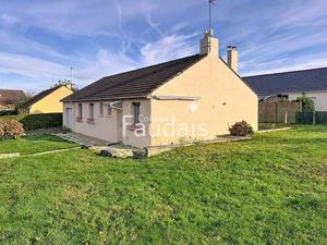 Mme. Céline Levavasseur