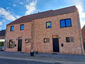 Maison à louer à Leut € 1.100 (LF6FZ) | Zimmo