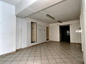 Local Commercial de 85 m² en Centre-Ville de Cavaillon avec cave en sous-sol