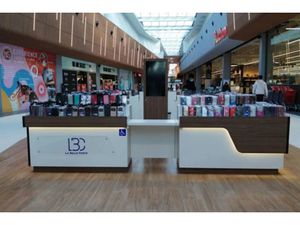 Vente locaux professionnels 120 m² à La Chapelle-Saint-Aubin (72650)  77 000 €