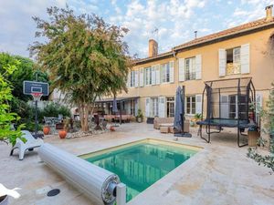 Vente maison 10 pièces 342 m² à Fleurance (32500)  575 850 €