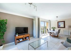 Vente appartement 5 pièces 100 m² à Les Pennes-Mirabeau (13170)  275 000 €