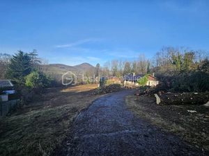 Vente terrain 1515 m² à Saint-Martin-d'Uriage (38410)  268 000 €