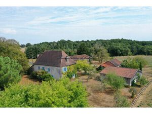 GENTILHOMMIERE XVIIè sur 35ha avec ETANG