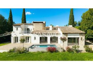 Vente Maison 9 pièces de 250m² - 13540 Aix-en-Provence