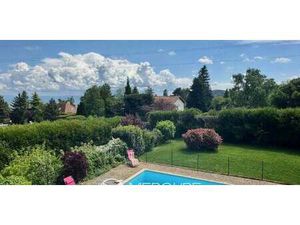 Maison avec terrasse Orcines (63)