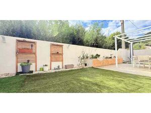 Maison avec jardin et terrasse Le Revest-les-Eaux (83)