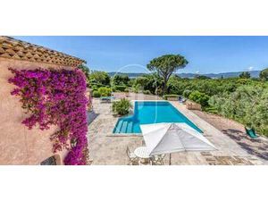 Villa avec piscine et terrasse Grimaud (83)