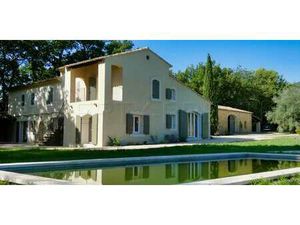 Propriété avec piscine Lourmarin (84)