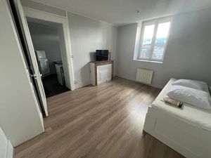 Location appartement 1 pièce 35 m² à Vienne (38200)  420 €