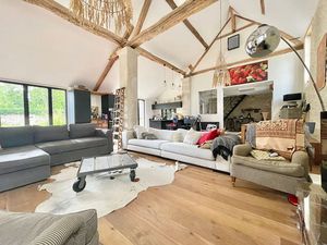 Location maison 5 pièces 125 m² à Senlis (60300)  2 000 €