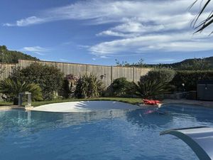 Maison provençale à vendre à Évenos