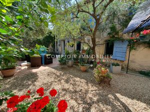 A Vendre GARD(30) - Grande maison de village avec Jardin  2