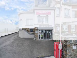 Bien professionnel à louer à Herstal € 800 (LF6WH) - Agence Immobiliere Vanesse | Zimmo