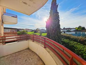 EXCLUSIVITÉ - Appartement avec place de parking et balcon