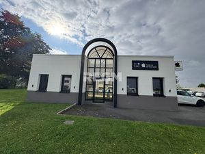 LOCAUX COMMERCIAUX LANNION