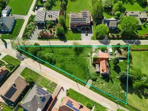 Landelijk gelegen OB met 3 slpks en weide op 2235 m²