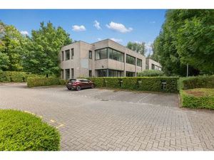 Instapklaar kantoor gelegen in Kontich