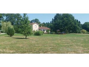 Maison moderne de 3 chambres avec piscine