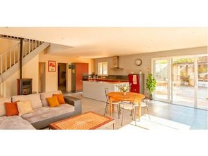 BRIGNE 49700 - MAISON FAMILIALE RENOVEE – 203 m² – 5 CHAMBRES – TERRASSE - GARAGE