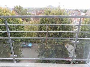 Beau quartier calme en centre ville appart 2 ch garage