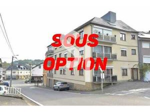 Spacieux appartement 2 chambres avec véranda et parking à Me