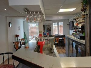 Vente locaux professionnels 125 m² à Gisors (27140)  252 000 €