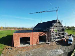 Idéalement située  surface commerciale de +/- 143 m²