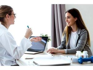 A LOUER BUREAUX - COEUR DE BOURG - SAINT AVE -