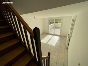 Duplex 3 pièces avec terrasse et garage fermé