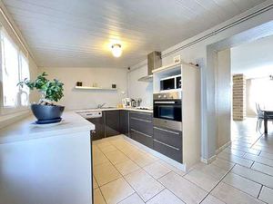 Vente Maison à Saint-Martin-de-Fontenay (14320) : à vendre / 147m² Saint-Martin-de-Fontena