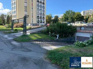 Vente Garage et parking Piscine à Rennes Brequigny (35000) : à vendre Piscine / 12m² Renne