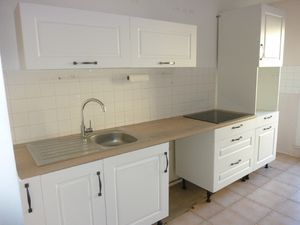 ACHERES. DEUX PIECES VENDU LOUé