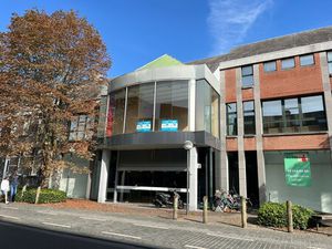 Commercieel te huur in Mol