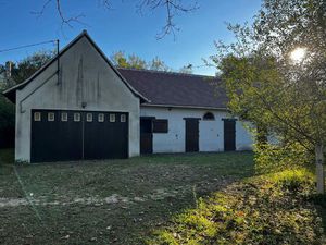 Ancienne dépendance à réhabiliter  sur terrain constructible