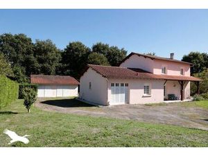 Vente maison 6 pièces 146 m² Manot (16500)