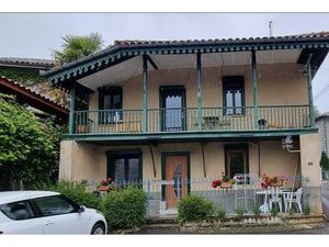 Proche Aspet Maison De Type 6 Avec Double Garage