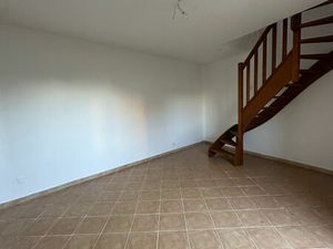 Location maison 2 pièces 26 m² à Saint-Geniès-des-Mourgues (34160)