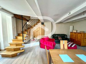 MAISON DE VILLAGE TYPE 4 AVEC CAVE AU COEUR DU VILLAGE DE VINON SUR VERDON