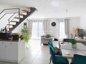 Vente maison 4 pièces 89 m² à Piolenc (84420)  233 200 €