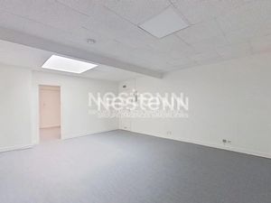 Location locaux professionnels 5 pièces 104 m² à Dreux (28100)  1 290 €