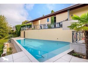 Vente maison 4 pièces 197 m² Saint-Priest (69800)