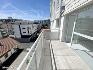 Location appartement 2 pièces 45 m² à Annemasse (74100)