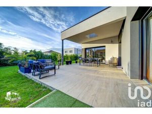 Maison d'architecte à vendre à Ennery