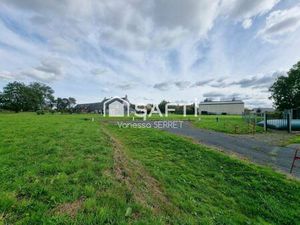Terrain constructible viabilisé à vendre