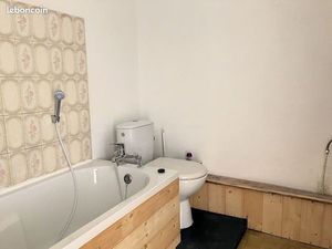 Studio 1 pièce 28 m²