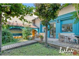 Propriété 6 pièces 200 m²