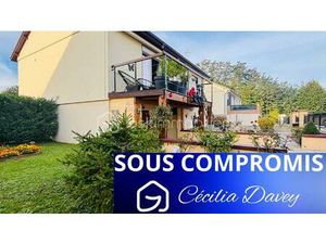 Maison de village de 89 m² à Villeneuve-La-Guyard